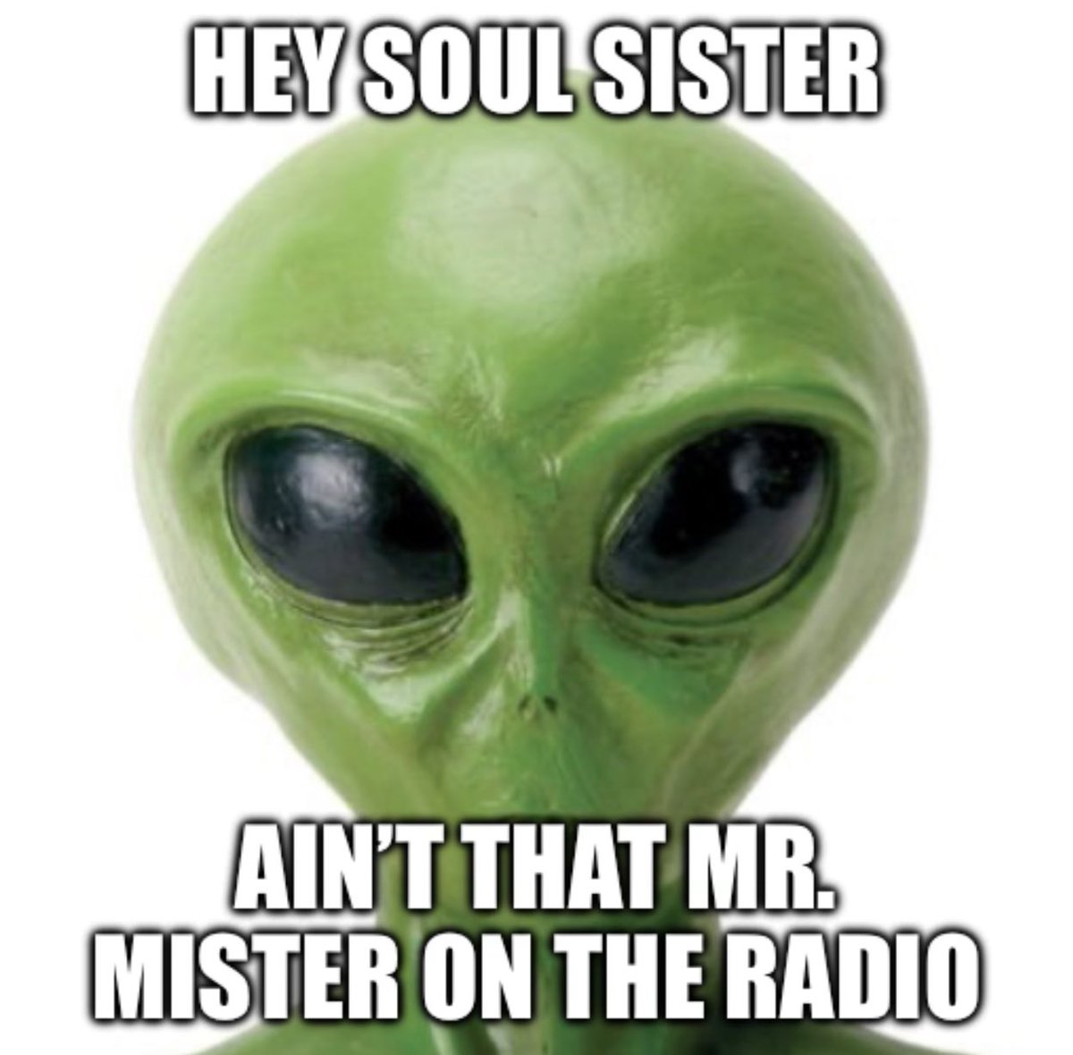 The Alien (@thealienknows) on Twitter photo 