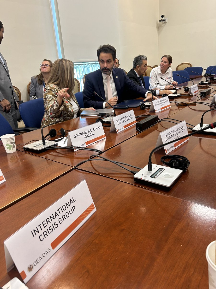 Grateful to <a href="/OAS_official/">OAS</a> for bringing together civil society this morning with Assistant Secretary General <a href="/Lauraggils/">Laura Gil</a>. Crisis Group values this dialogue and looks forward to continued collaboration.