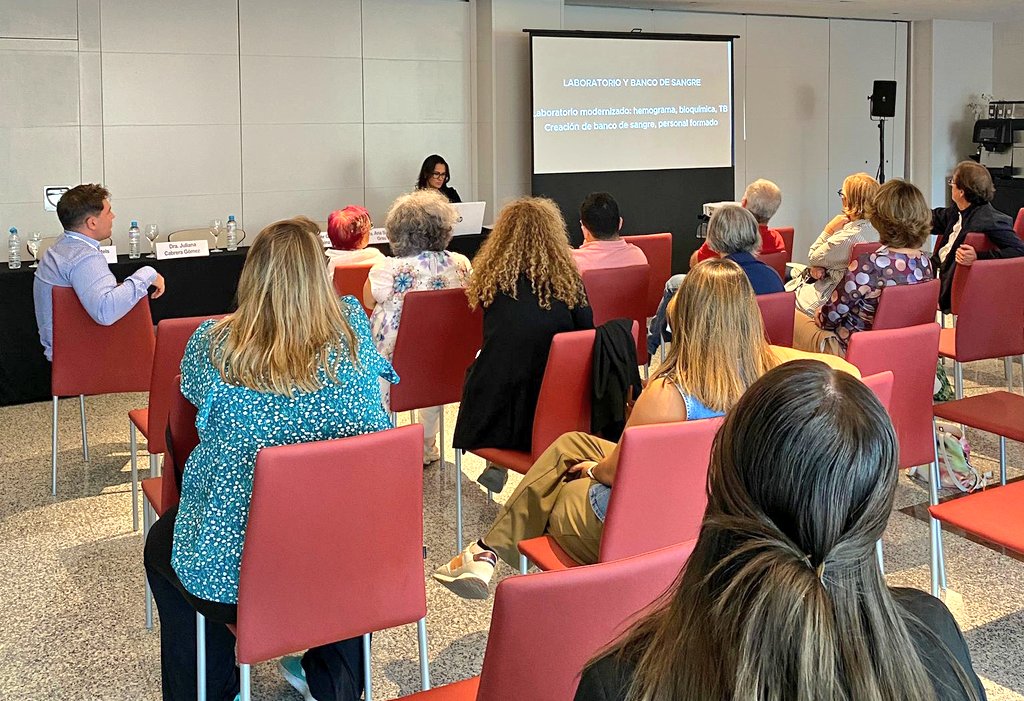 SEMERGENap's tweet image. 📣Mesa SEMERGEN Solidaria. Conocemos los proyectos de CAMERÚN de la mano de @tiburcabrera, Holeta (ETIOPÍA) y el proyecto de este año,  EnganCHADos
 @eCHADnosunamano, que será el destinatario de la aportación solidaria de la cena de clausura.
@anaseguragrau modera la mesa…