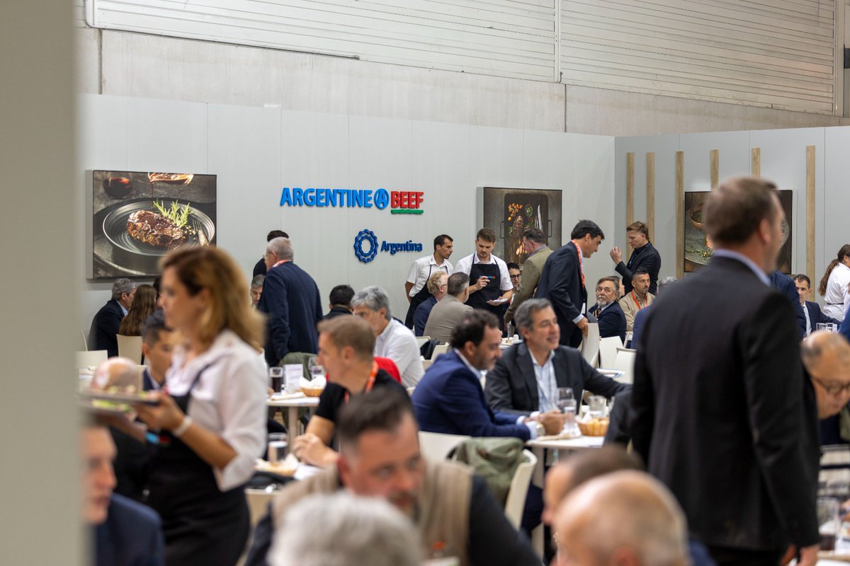 Cerró <a href="/anugacologne/">anuga</a> 2025, una de las ferias más interesantes para la carne argentina en los últimos años. 🥩🇦🇷
En un mercado demandante, las 32 empresas exportadoras que acompañaron al IPCVA trabajaron intensamente. Además, la Argentina presentó ante los importadores y las