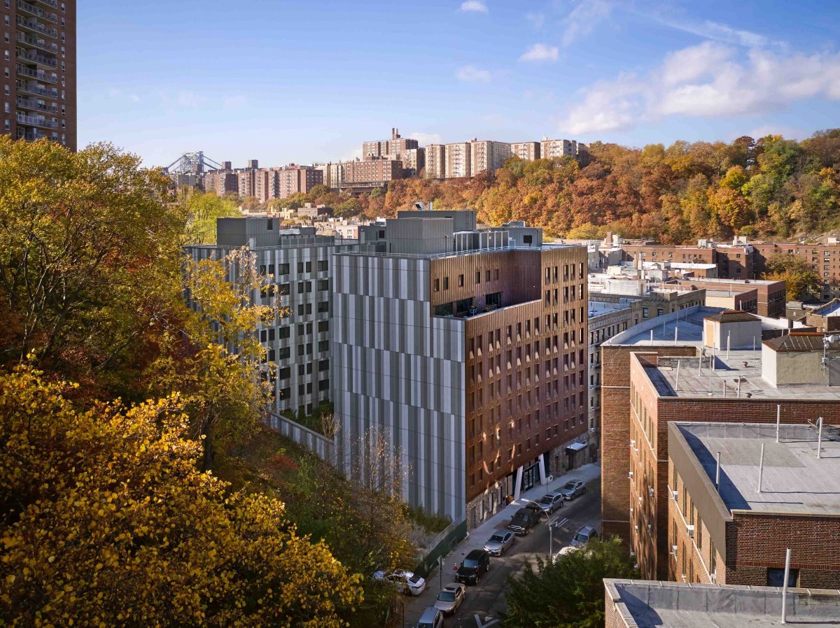 Archello's tweet image. The Hillside by Architecture in Formation is a 164-unit affordable senior housing project in Inwood, Manhattan, designed to Passive House standards.
buff.ly/olmt5BO
#PassiveHouse #AffordableHousing #CommunityArchitecture