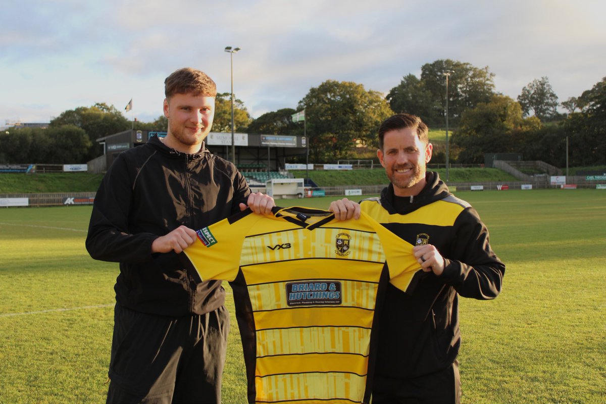 👋🏻 | Welcome

Following his debut appearance in our <a href="/_WesternLeague_/">Western League</a> fixture last night at The <a href="/VX3apparel/">VX3</a> Stadium - Homers Heath, Buckland Athletic FC are pleased to welcome attacking midfielder, Jamie Simmonds to the club following his move from <a href="/Ivytownfc/">Ivybridge Town FC</a> 🤝

Welcome aboard 💛