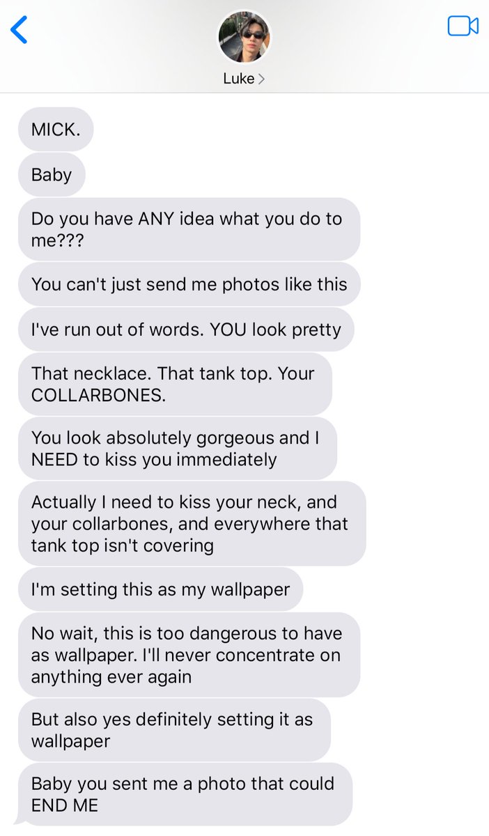 naminanad's tweet image. #LukeMick onetweet au.
Just Mick joining the trend: how Luke reacts when he sends a pic
pic i sent the response