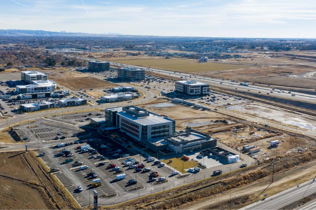ahlquistdev's tweet photo. From vision to reality: the evolution of Ten Mile, captured from 2014 to 2021.🏗️📸 It’s incredible to see how far this project has come, and we’re proud of the journey.
#Ahlquist #TenMile #BuildingTheFuture #ProgressInAction https://t.co/1BhQiu19mH