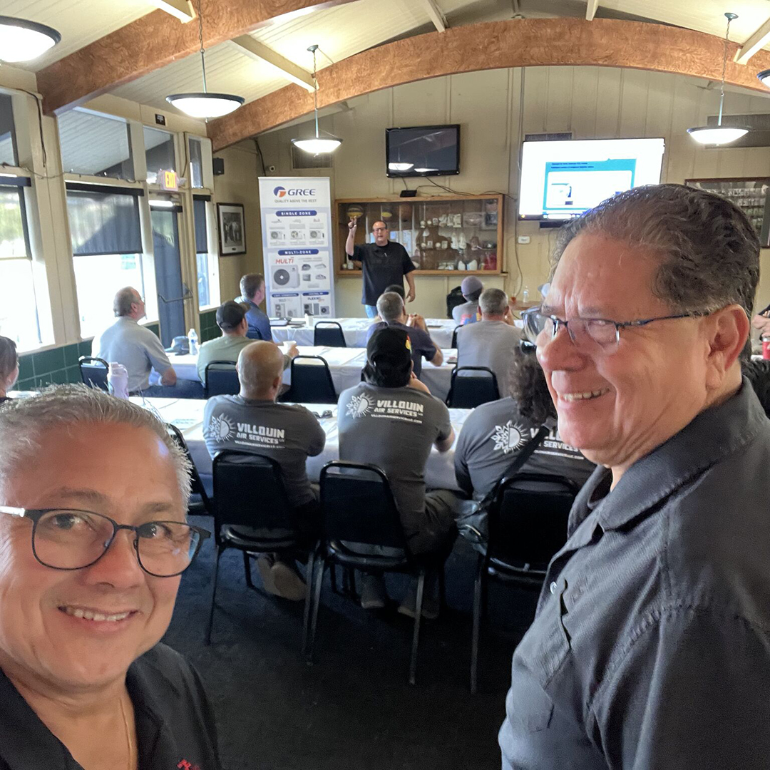 BakerDist's tweet image. It’s continuing training season at Baker Distributing! This class was held with our contractor partners and focused on #GREE technologies. Evan Lee, Level 4 TSA, delivered an in-depth product overview. Thanks to all who participated! #BakerDistributing #HVACRpros