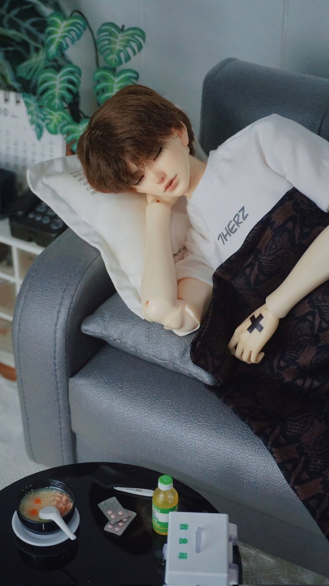bobangVip's tweet image. He&apos;s sick 🤒🌡️🤧💊
..
.
#หม่าหม้าเจ้าพกก้อน #bjd
#bjdthailand #aolingshi