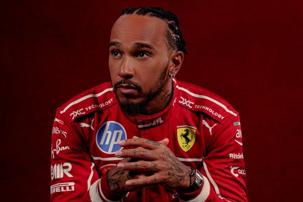 FocusMedia_Fr's tweet photo. 🇵🇸 FLASH INFO 

LE CHAMPION DU MONDE DE FORMULE 1 LEWIS HAMILTON SUR LA SITUATION À GAZA. 

« Nous ne pouvons pas oublier que cet accord arrive trop tard pour les 67
000 personnes qui sont mortes à Gaza, dont 20 000 enfants innocents. Nous ne les oublierons pas, ni les souffrances des survivants. (…) Il faudra beaucoup de travail et le soutien de tous dans le monde pour aider les Palestiniens à reconstruire leur vie après les souffrances de ces dernières années. »
