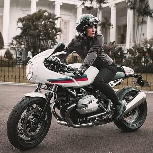 #bikelife #motorcycle #ridefree #girlsandbikes