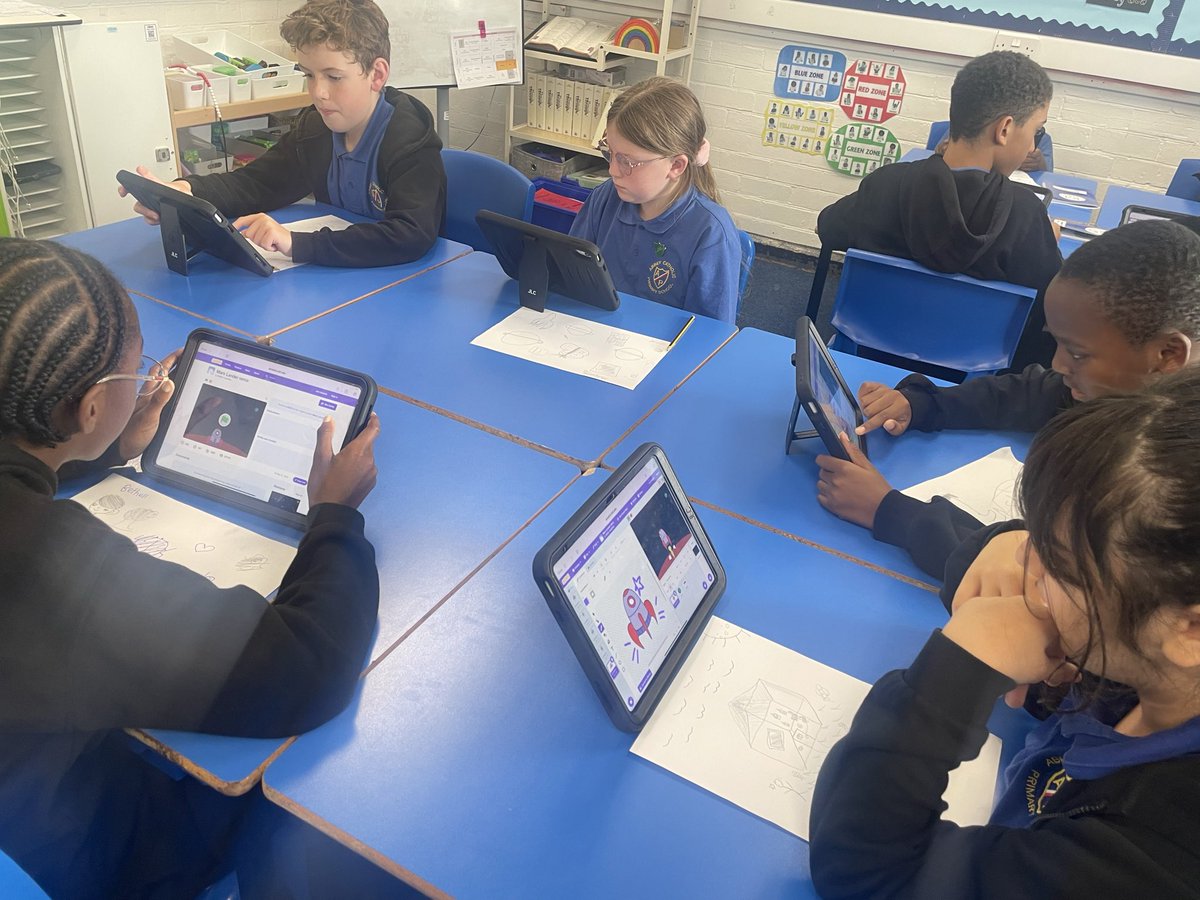 AbbeyPrimary's tweet image. #Y6 are learning about how sharing documents online can then be edited. It’s important to be aware of what we post online to keep ourselves safe. #computing