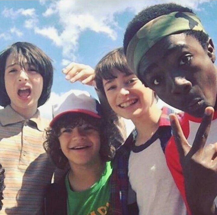 PP96094's tweet image. We grew up together 💗 
#strangerthings #StrangerThings5 #corefour