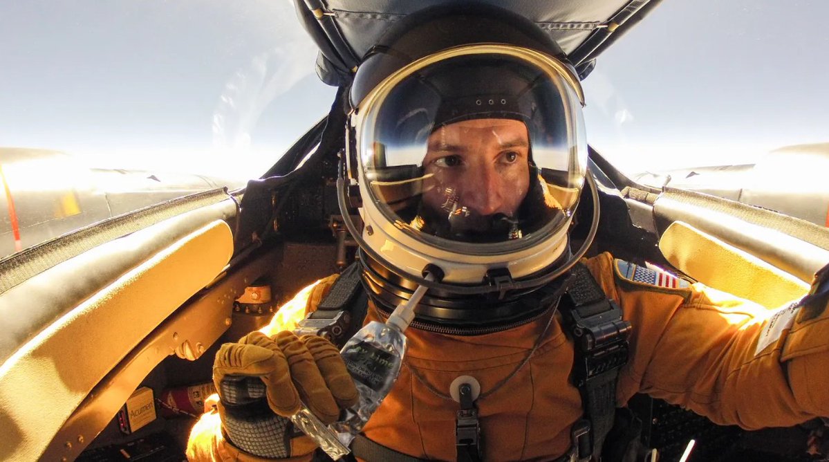 WPAOG's tweet image. 🚀 #SpaceWeek Spotlight: @NASA Astro Drew Morgan ’98 
From #WestPoint parachute team to the stars, Morgan carried the same discipline &amp;amp; precision that launched him to the ISS on 3 missions.  He continues to lead &amp;amp; inspire as the 38th Commander of White Sands Missile Range. 🫡