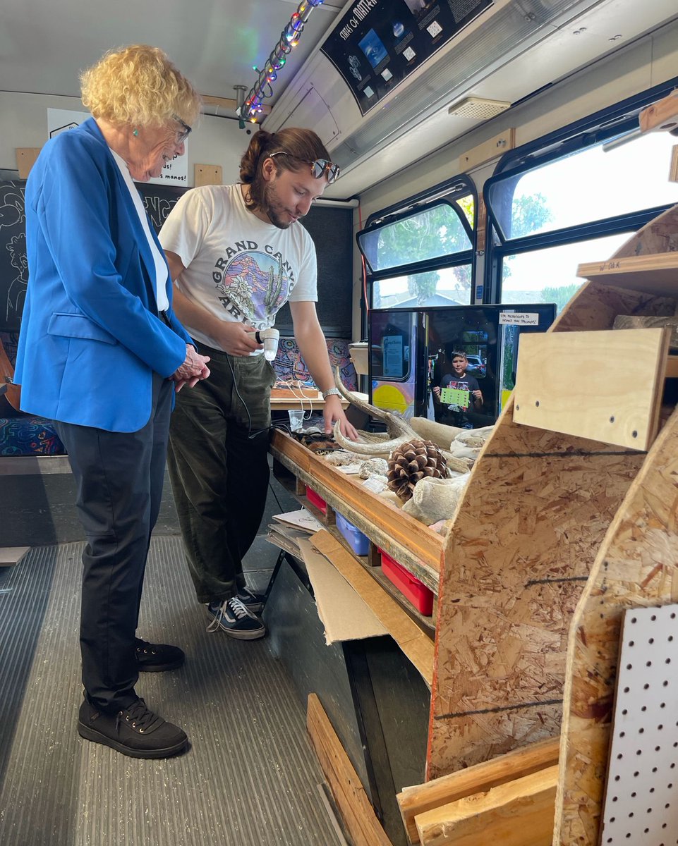 CSWSalinas's tweet image. Last Thursday the SS WOW got to welcome our representative @repzoelofgren for a view at hands on learning we do at Cesar Chavez Library every Thursday from 2:30pm to 5pm!
#SCSW #STEM #LearnByDoing #HandsOnScience #ScienceBus #SalinasStrong #ScienceProjects #STEAM #MontereyCounty