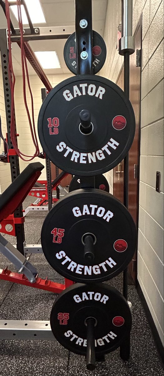 Thank you Rainbow Lake Middle School, Coach David Wilkie and Coach Chancen Blackwood for pouring into these future Boiling Springs High School Bulldogs!
<a href="/BSHSBulldogs/">Boiling Springs High</a> 
<a href="/hdabernethy/">David Abernethy 🇺🇸</a>