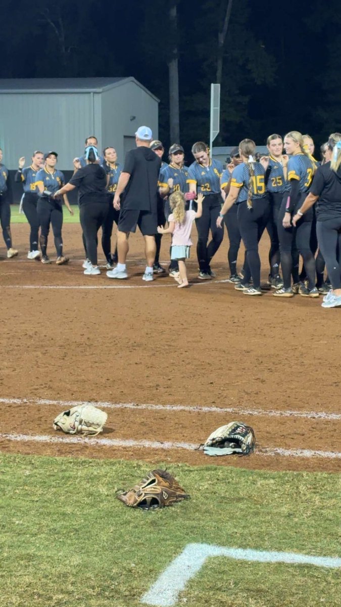 We had a great time in Hattiesburg!!!Thank you <a href="/SouthernMissSB/">Southern Miss Softball</a> for hosting us and good luck to you all this year!