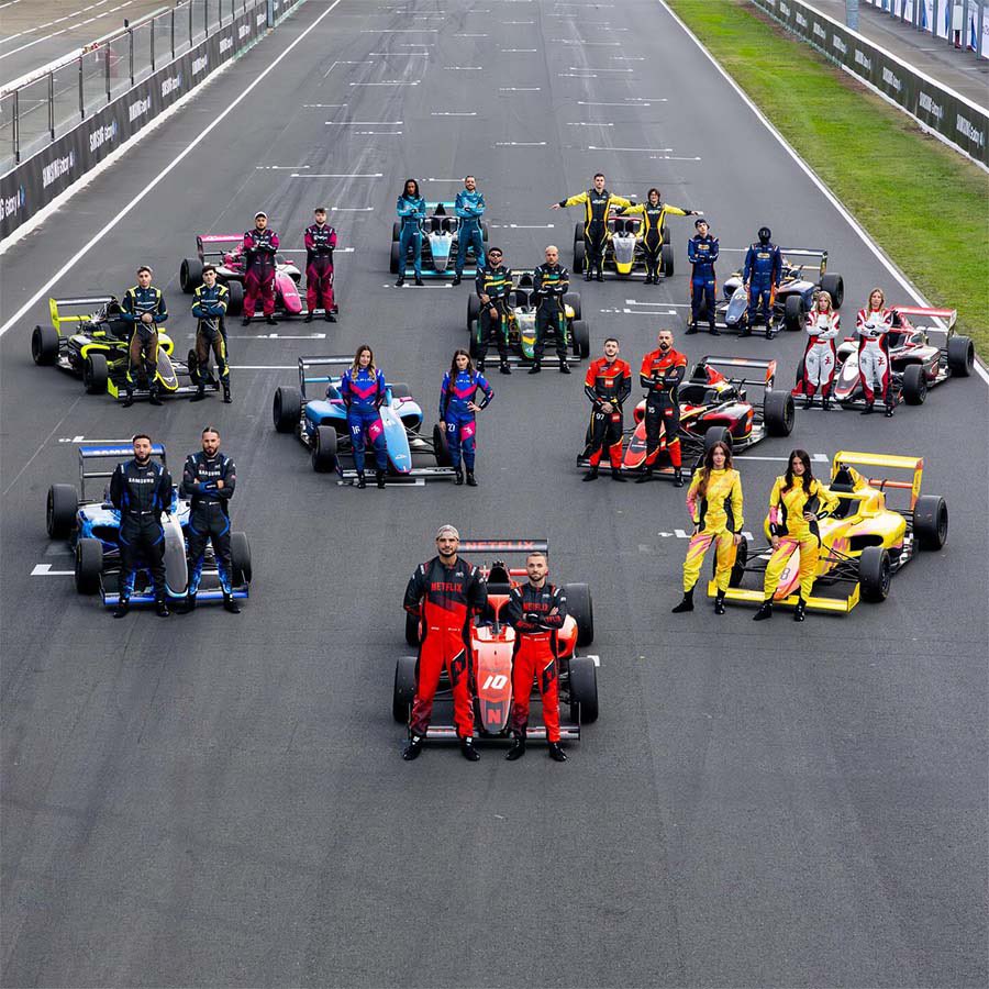 Mon Standard tweet media