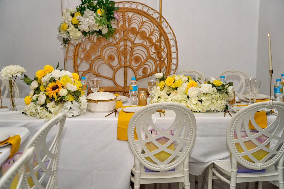 kitokoevents's tweet photo. Merci au photographe pour les travaux , j’aime trop le rendu ( pitié arrêtons les boissons sur les tables 😩) https://t.co/Jf8OikWb9d