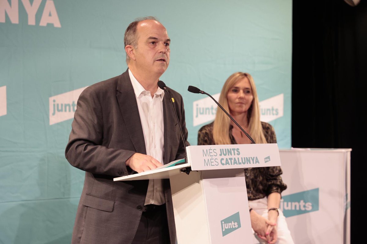 L’Eulàlia Sarda, presidenta de Junts Bages, va remarcar durant l’acte Junts s’explica la importància d’impulsar sectors emergents, apostar per la sostenibilitat i garantir la cohesió territorial.

“El Bages és una comarca amb història, amb talent i amb potencial".