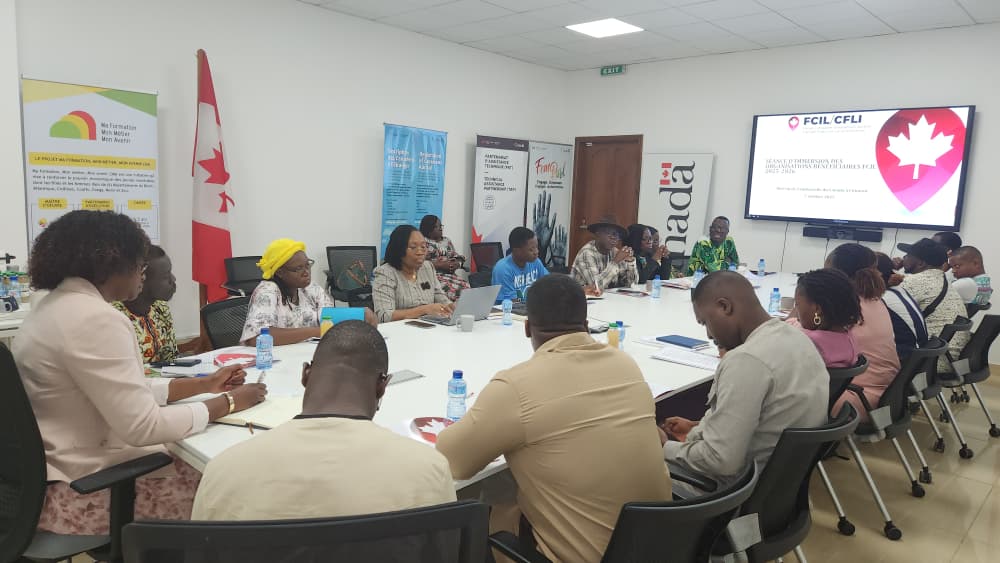 AmbCanBFA's tweet photo. 📢Et voici les bénéficiaires du Fonds 🇨🇦 #FCIL 2025 au Bénin!
Bravo👏#IGBALA Consortium @ab_benin @InstitutTonafa @FjadAmazones @SIDABENIN #YOD
Le Canada est fier de vous soutenir pour la #paix, la #GouvernanceInclusive et la #CroissanceAuServiceDeTous au #Bénin 🇧🇯
@CanadaauBenin https://t.co/D7VDMRyA9k