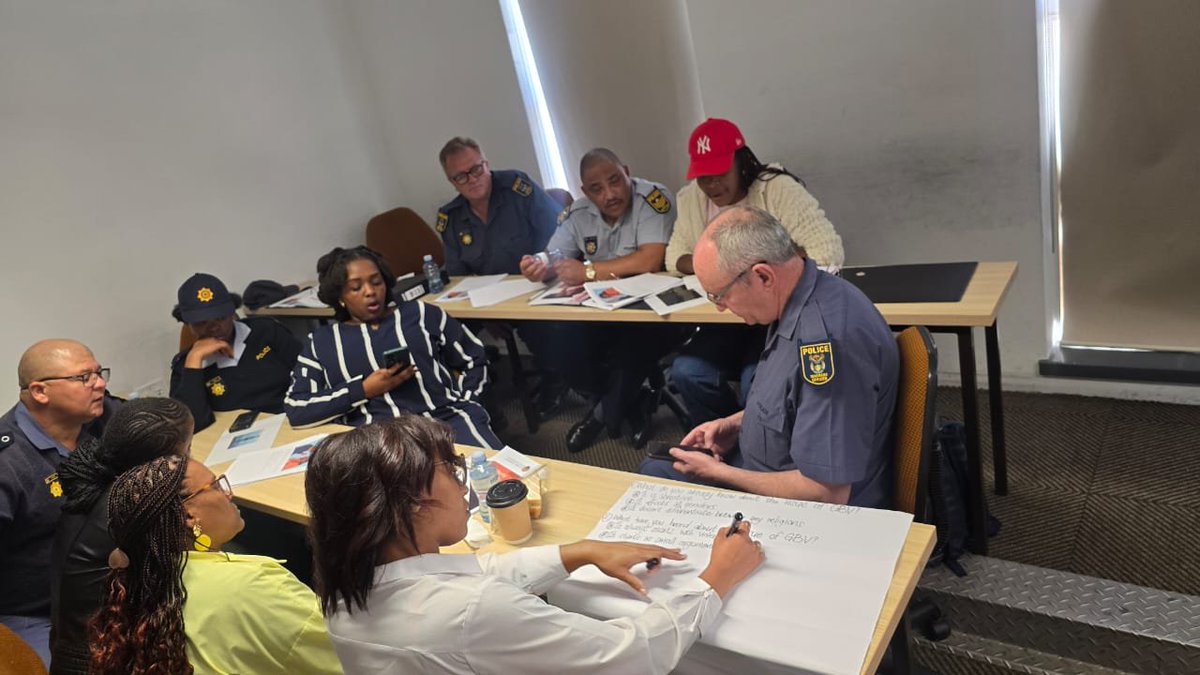 <a href="/IlithaLabantu/">Ilitha Labantu</a>, in partnership with the <a href="/SAPoliceService/">SA Police Service 🇿🇦</a> Garden Route District, hosted a two-day GBV Training at Outeniqua Hall in George to strengthen the capacity of police officers to respond effectively to GBV and provide survivor-centred support.

#GBVTraining #SAPSTraining