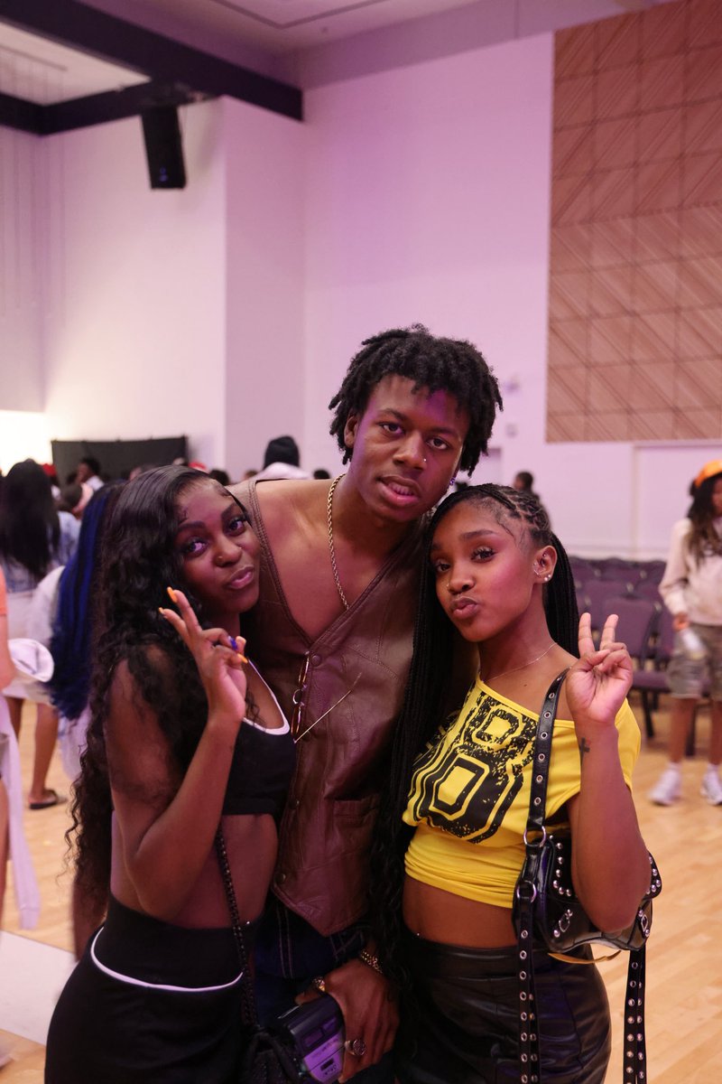 LSU Residential Life tweet media