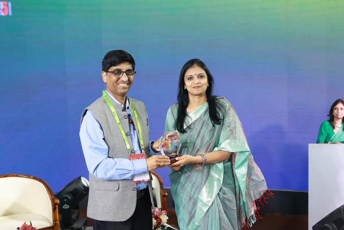 karandi65's tweet image. The Fireside Chat at the India Mobile Congress #IMC2025 on “The Next Decade of Indian Startups”, in which I participated along with Principal Scientific Adviser (PSA), Government of India @PrinSciAdvGoI, Prof Ajay K Sood & Mr Rajan Aanad, Managing Director, Peak XV…