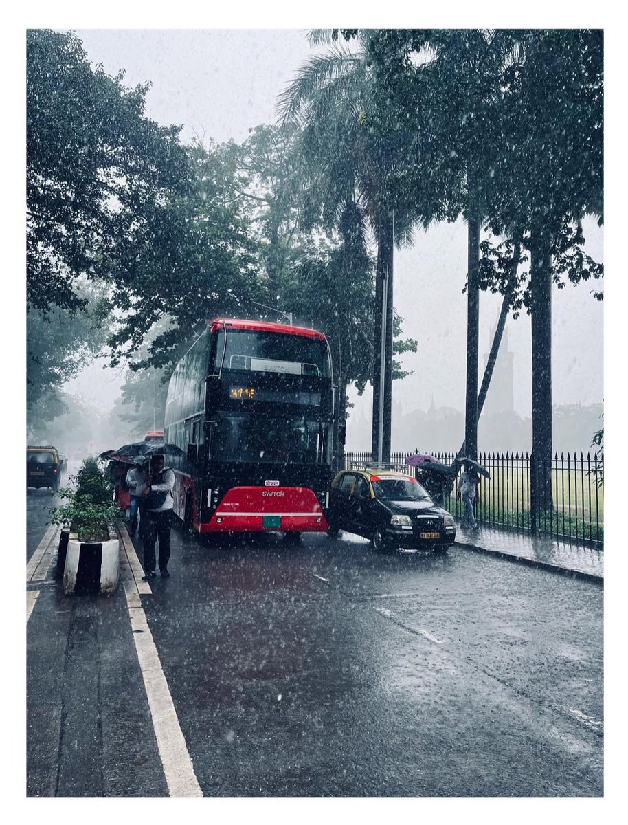 Delhi’s 8000 DTC buses have a daily ridership of around ~4.1 million. 

Mumbai’s 3200 BEST buses have a daily ridership of around ~3.5 million 

With limited resources, <a href="/myBESTBus/">BEST Bus Transport</a> is already carrying massive ridership. It’s show the service and efficient capacity of BESt. Now