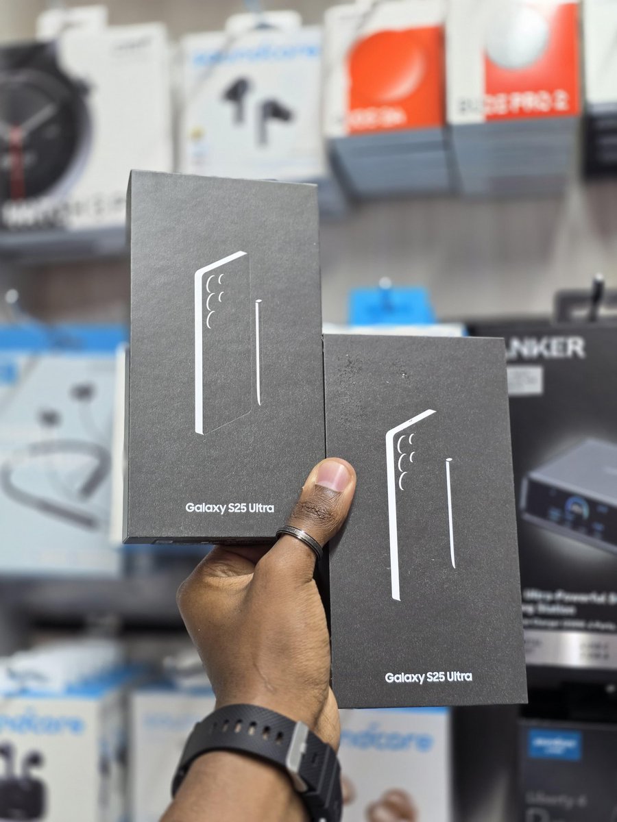 TechChapK3's tweet image. Samsung Galaxy S25 Ultra
Brand New
2-Year Warranty
12gb RAM
256gb Storage
Available @Ksh.125,000
12gb RAM
512gb Storage
Available @Ksh.132,000
#Samsung #samsungkenya #samsungs25ultra #s25 #s25ultra #samsungdevices #tech #techlife #techlifestyle