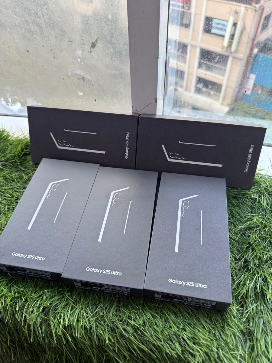 TechChapK3's tweet image. Samsung Galaxy S25 Ultra
Brand New
2-Year Warranty
12gb RAM
256gb Storage
Available @Ksh.125,000
12gb RAM
512gb Storage
Available @Ksh.132,000
#Samsung #samsungkenya #samsungs25ultra #s25 #s25ultra #samsungdevices #tech #techlife #techlifestyle