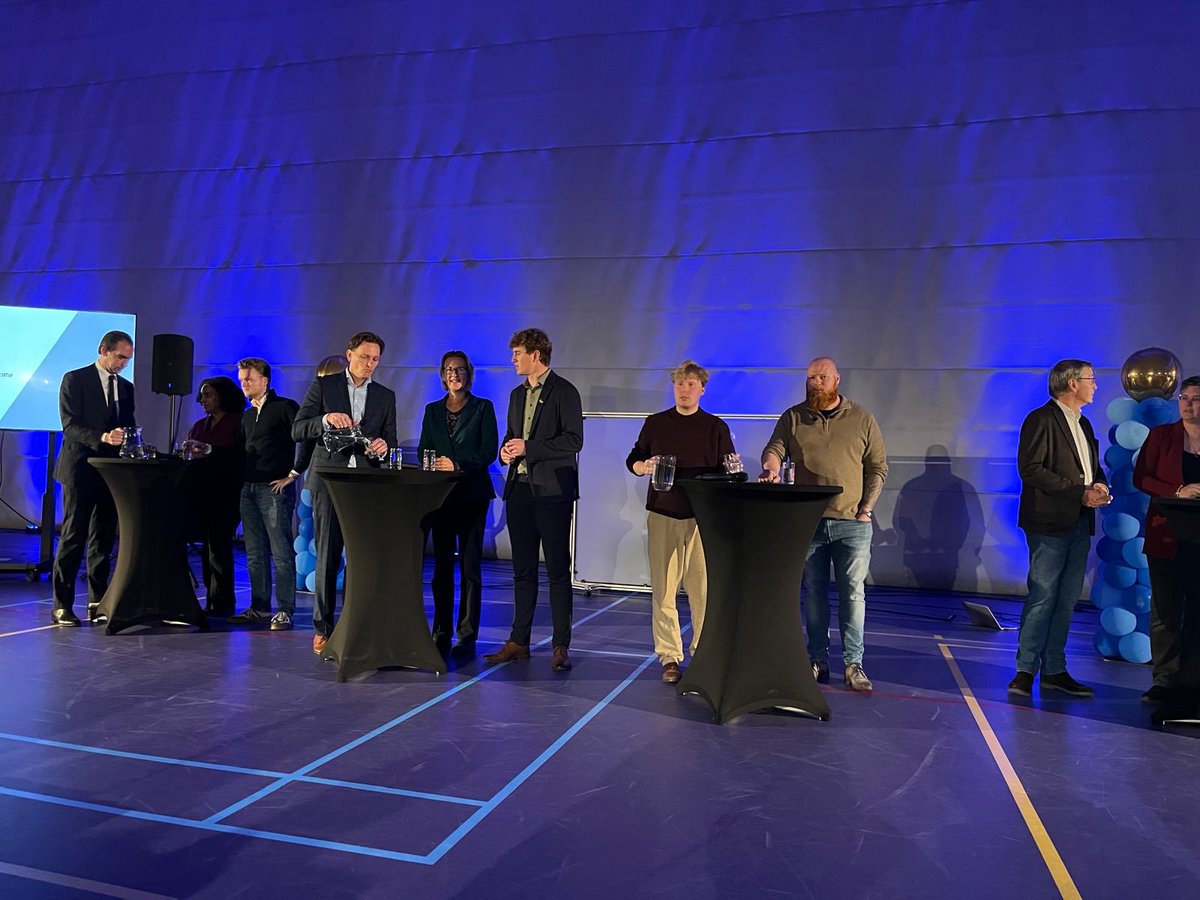 Vandaag een MBO-debat op Firda-locaties in Emmeloord, Sneek en Heerenveen. BBB eindigde onder de studenten als 2e partij na alle debatten. 🥈

Mooie vragen en gesprekken met MBO-studenten!🍀 #BBBLevert