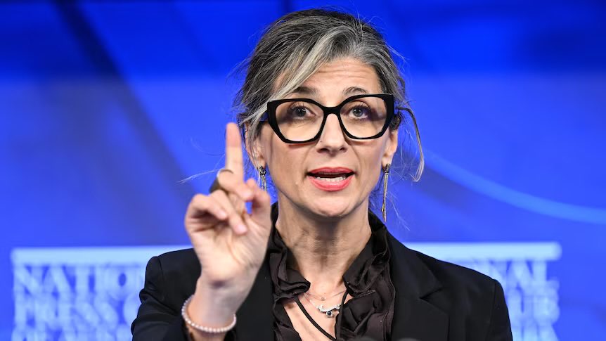 🚫 Nessuna cittadinanza onoraria per Francesca Albanese nei Comuni del Friuli Venezia Giulia guidati da Lega!

Chi giustifica Hamas e offende Israele non rappresenta pace, ma odio.

Noi stiamo con la libertà, democrazia e con chi lavora davvero per la pace come gli USA di Trump!