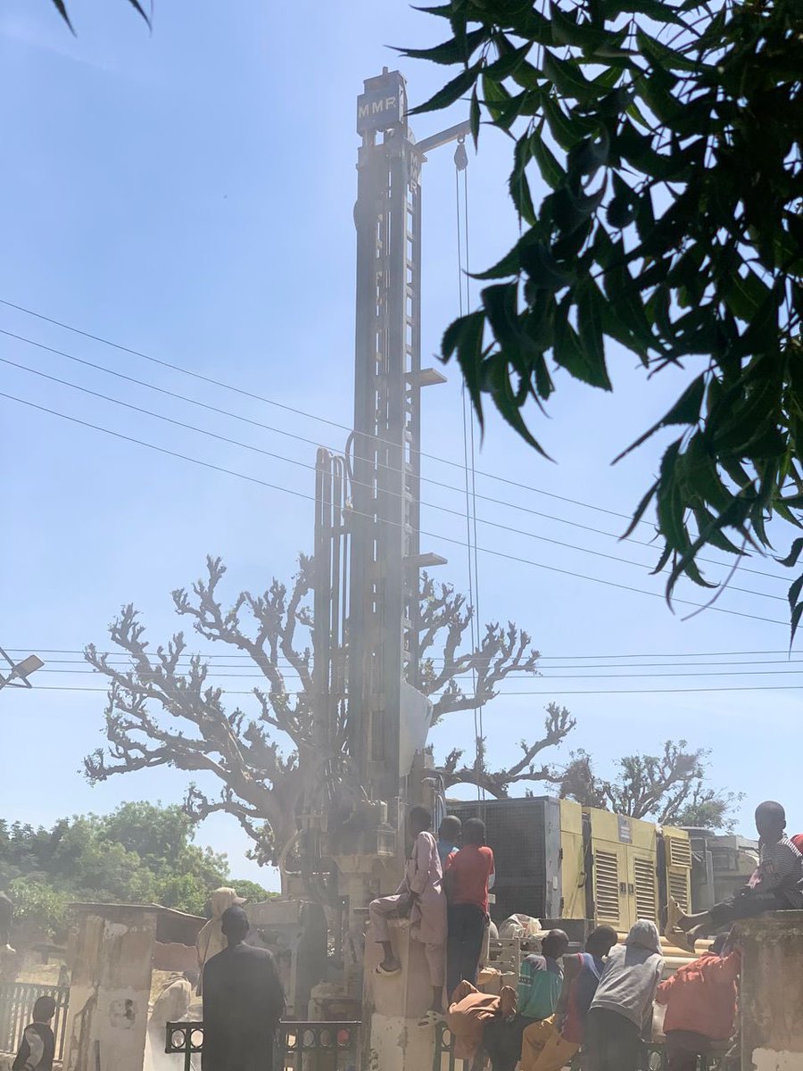 Boyllona_'s tweet photo. This was  nov 2024, where I shot the video for Cold War, they only had hand pump water through out the whole community.

I built this with my sweats.. so if you are have not done anything or sacrifice anything for “OUR NIGERIA” please don’t even join the conversation. 

A “BETTER NIGERIA” CONVERSATION IS FOR THOSE WHO TRULY HAVE SACRIFICED ONE WAY OR THE OTHER FOR 🇳🇬

GOD BLESS NIGERIA.