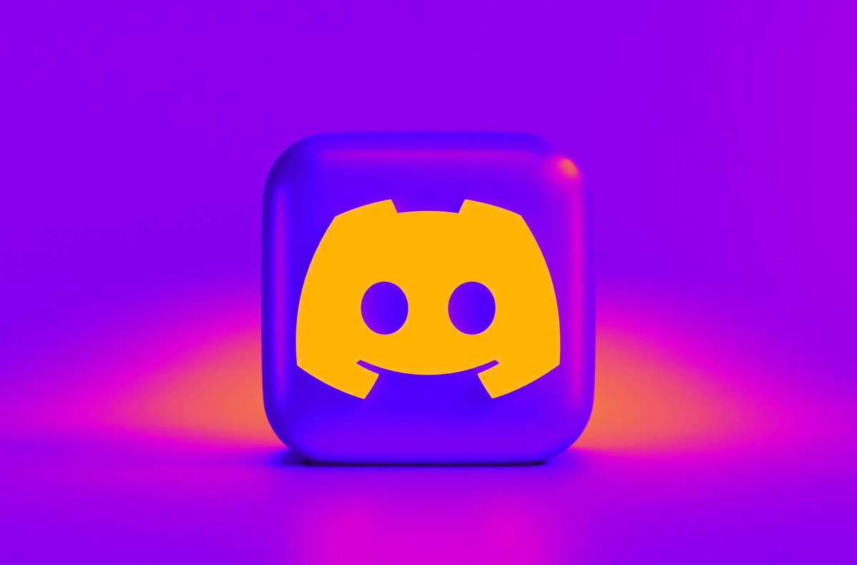 Discord has suffered a major hack.

Specifically, the new age verification law in the UK means the group has access to user's IDs, ages, approximate location, selfies, and other personal information, with a plan to extort Discord:

404media.co/the-discord-ha…