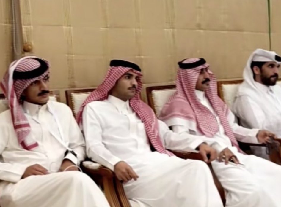 تفااااااحه! والله ماني مصدددق تفاحه😭😭😭😭❤️❤️❤️