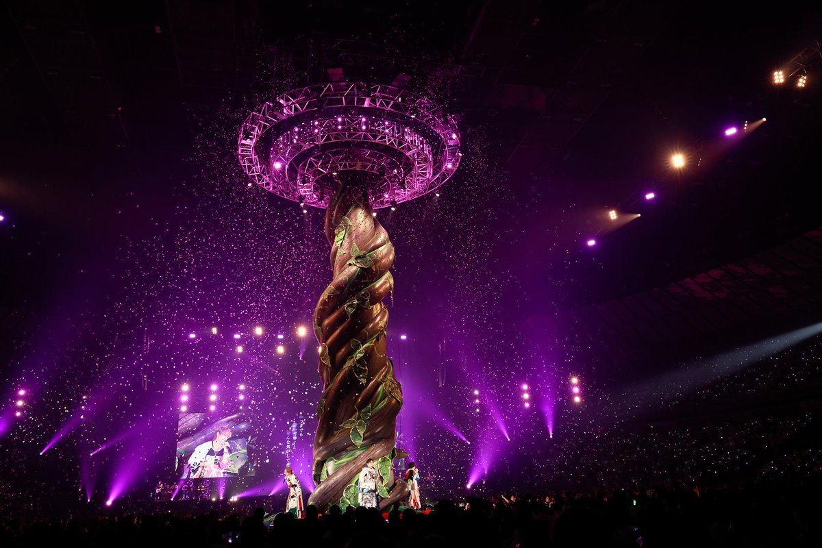 NEWS加藤シゲアキ・小山慶一郎・増田貴久
20万人動員｢変身｣ツアーで見せた進化🎊

🔻一部演出ネタバレあり(※セトリ記載なし)
mdpr.jp/music/4659436

◻️増田が長年温めていた演出とは❓️
◻️小山 揺るぎない｢3人｣｢事務所の伝統｣宣言
◻️25周年の構想に加藤｢やめとこうよもう～｣

#NEWS_変身