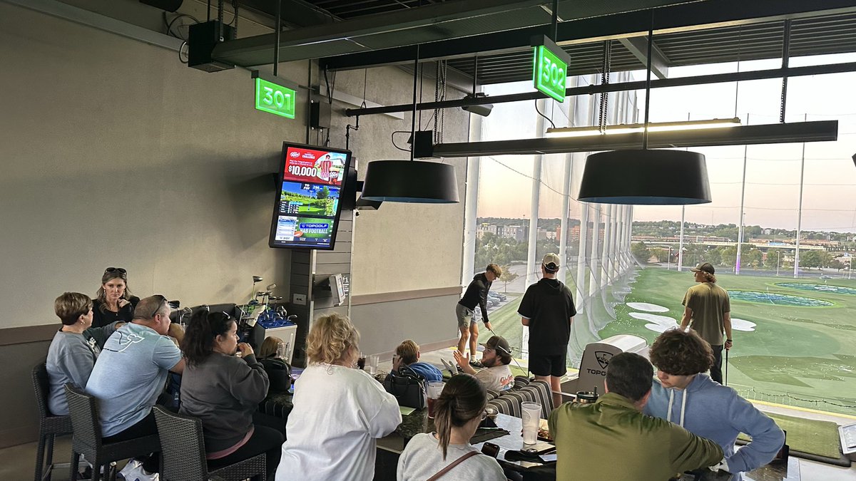 HHS Big Blue Golf tweet media