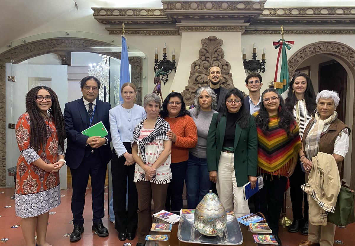 ONUDHmexico's tweet photo. Nos reunimos con organizaciones de la sociedad civil que realizan una labor fundamental sobre los diferentes Derechos Económicos, Sociales, Culturales y Ambientales. Durante el diálogo identificamos desafíos, avances y oportunidades de colaboración para impulsar la incorporación e implementación de estándares internacionales DESCA en regulaciones, políticas, presupuestos y casos.