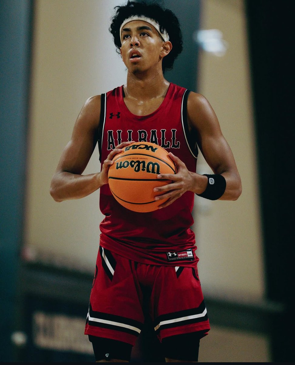 2026 guard Mason Fuentes is one of the most underrated bucket getters in his class. He’s recently taken visits to Stetson, Mercer, Georgia Southern &amp; more. 

He breaks down his recruitment, Riviera Prep (FL) &amp; recaps his summer with MADE Hoops: madehoops.com/made-society/a…