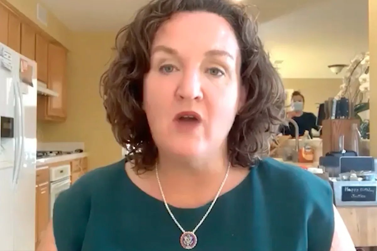 ClearRedSky's tweet image. I found the Original Karen and it's everything we thought it was and is.