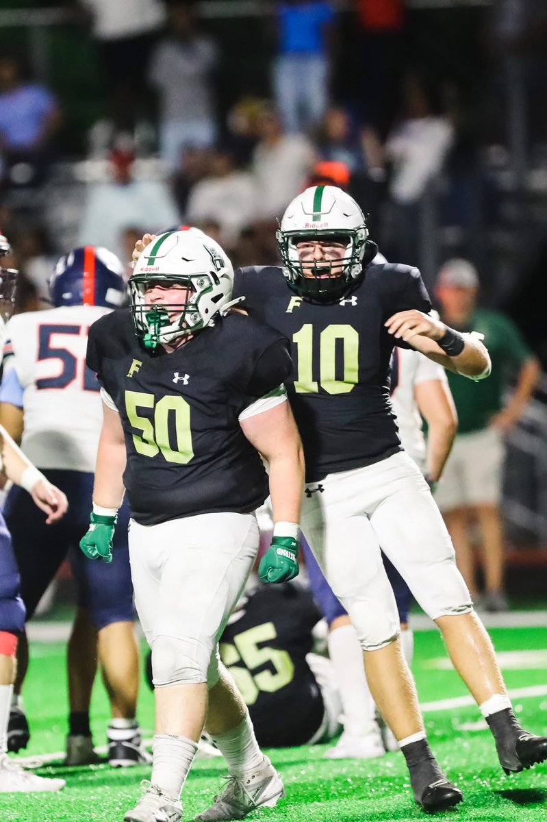 Week 7: Bye week vibes for your Crusaders! Meet us next Friday as your Crusaders take on the Wolves! 🏈⚫️🟡

#WeAreCrusaders
#VarsityFootball