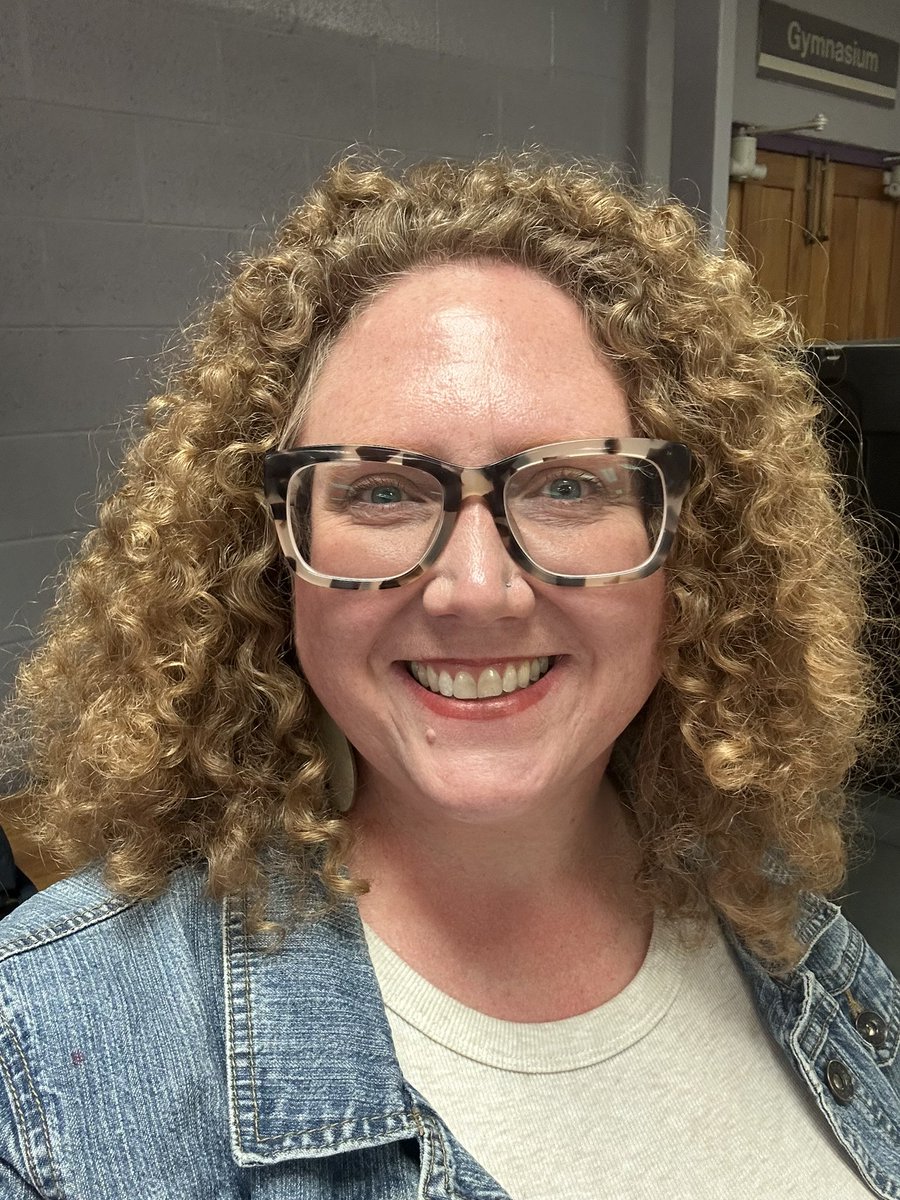 Word of the Week: Electric ⚡️

This week we focused on bringing excitement, intensity, and a game-changing presence to everything we do.

Thanks to Coach Goodlet, Mr. Applebee, and Elizabeth Buckner for sharing how to bring energy that ignites others!

#Believe ⚡️