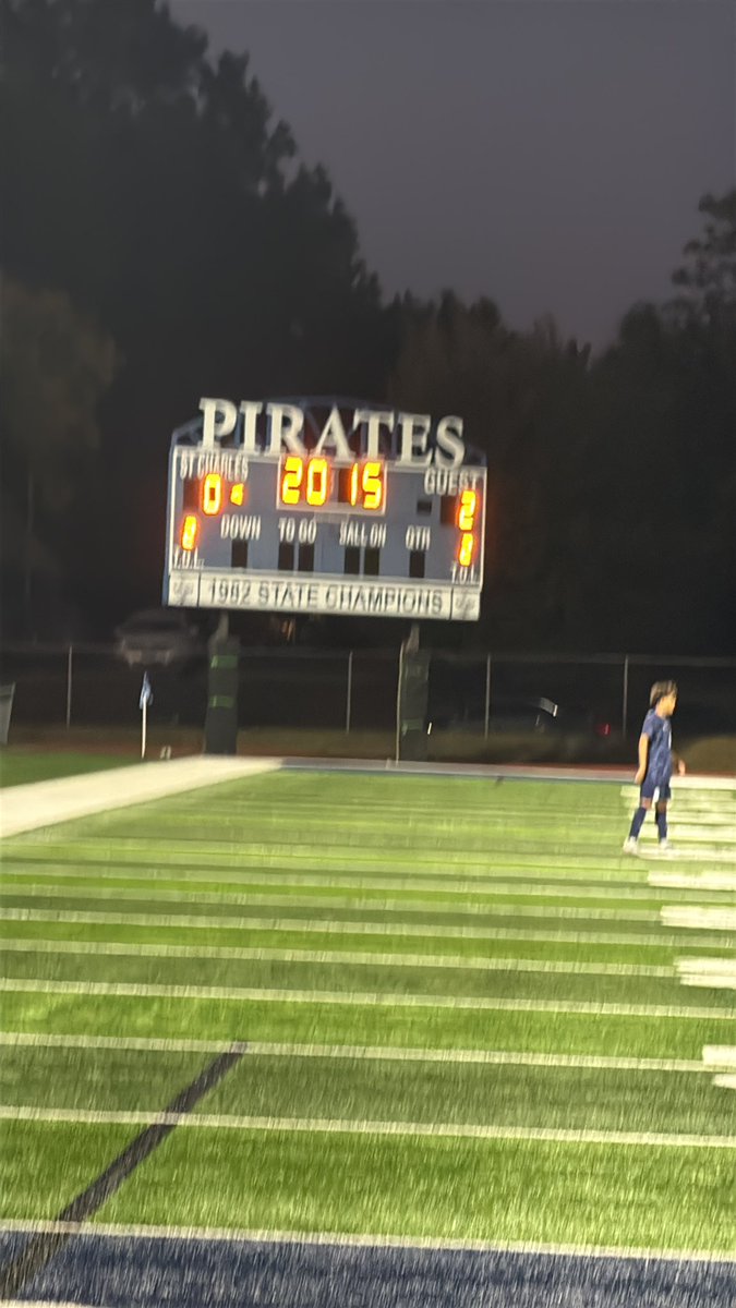 AssistantTbhs's tweet image. Varsity Boys Soccer up 2-0 on the Pirates!!