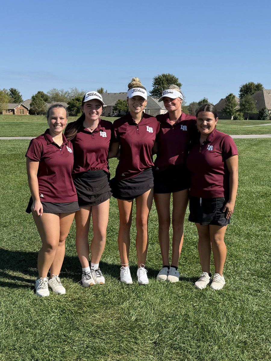 Congratulations to Zianna and Sophia for placing today at Districts. They earned All-District honors and are STATE bound! We are so proud of the rest of the girls on a great season!