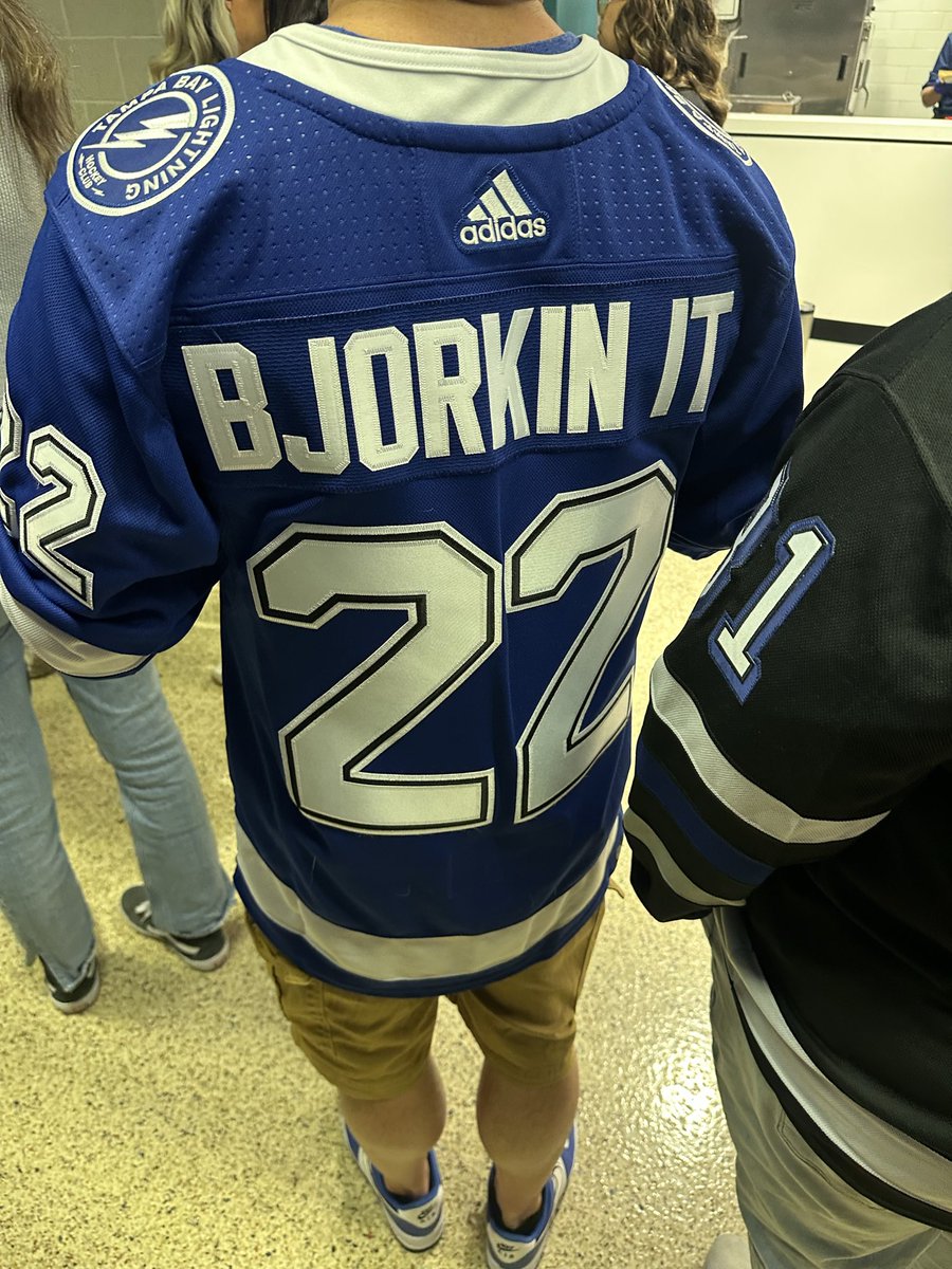 andrewsmithm3's tweet image. We’re so back #GoBolts