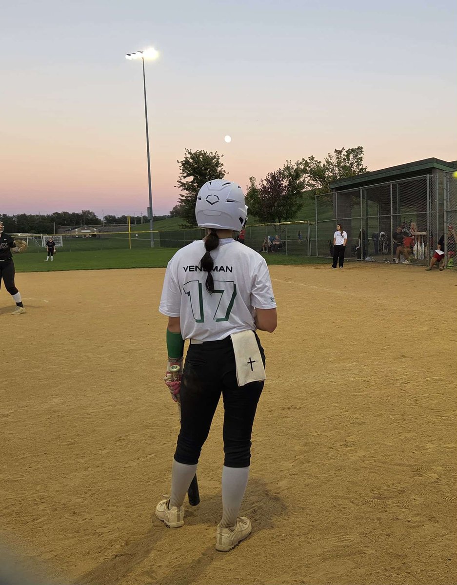 This weekend I will be heading to Indianapolis for the Top 100 Showcase on Sunday. I do have an obligation to attend on Saturday, so I will unfortunately miss the games on Saturday.  Game times are as follows on Sunday 10/12.
8:30 am
11:30 am
2:30 pm
<a href="/vgzanic/">Van Zanic</a>
<a href="/CoachBriCooper/">Bri Cooper (Burger)</a>