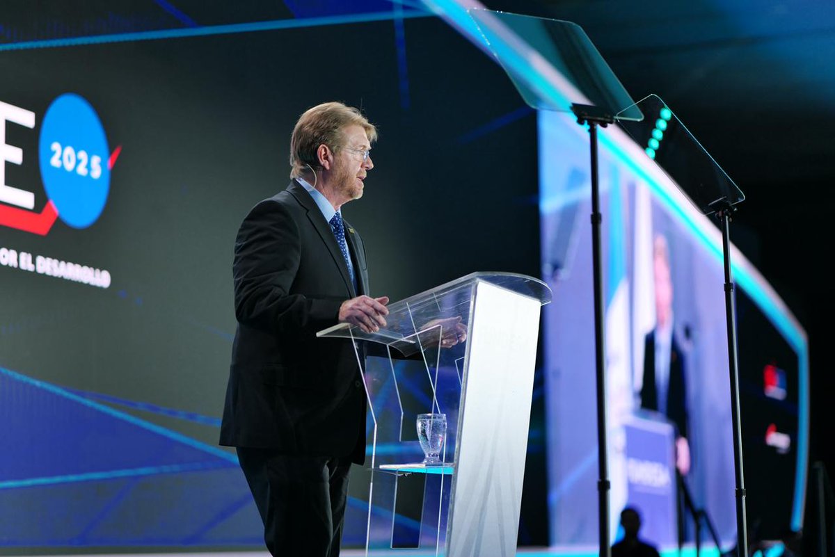 Charles Bland, presidente de <a href="/CACIFGuatemala/">CACIF</a>, reafirma el compromiso del sector empresarial con el desarrollo económico y la atracción de inversión extranjera directa.

#ENADE2025 #InversiónGT #EmpleoGT