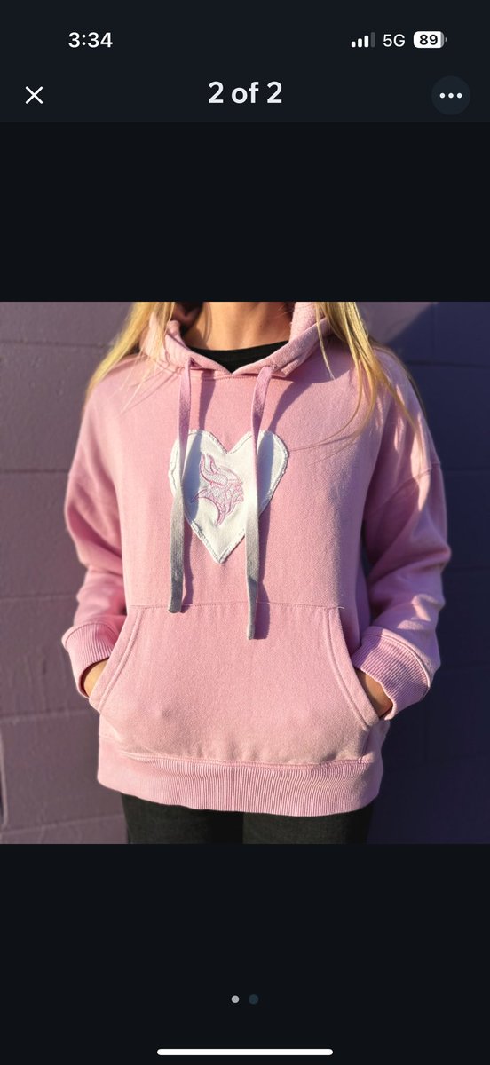 ARIESARCHIVE1's tweet image. Throw back to some breast cancer awareness items I reworked! #BreastCancerAwareness #minnesotavikings #skol #reworked
