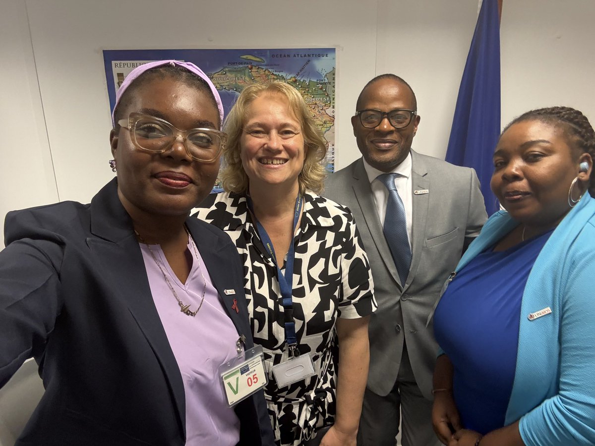 The EU Ambassador to Haiti (<a href="/EUDelegationHt/">L’Union européenne en Haïti</a>) and <a href="/OnusidaHaiti/">ONUSIDA HAITI</a> held strategic talks to align on support for the HIV response in Haiti, focusing on the most vulnerable groups, and to renew our partnership. Thank you, Madam Ambassador! <a href="/MsppOfficiel/">MINISTÈRE DE LA SANTÉ PUBLIQUE ET DE LA POPULATION</a> <a href="/moualachristia1/">Christian Mouala</a> <a href="/UNAIDS/">UNAIDS Global</a>