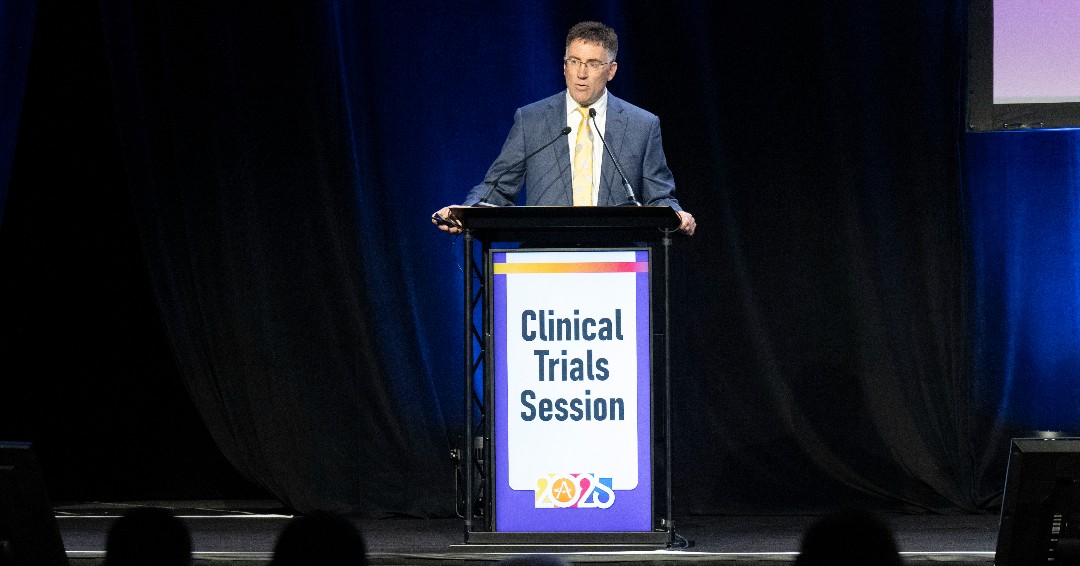 ASTRO_org's tweet image. Breakthroughs in radiation medicine start with clinical trials. Catch up on the key insights shared in the #ASTRO25 Clinical Trials session: ow.ly/QHW850X78PI
