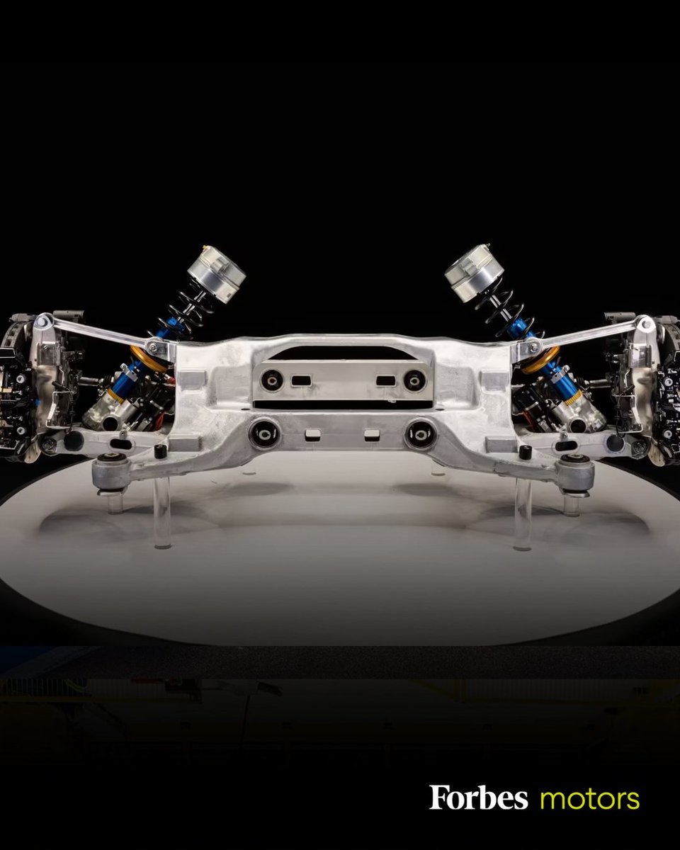 ForbesBR's tweet image. Apresentação do funcionamento interno do primeiro carro elétrico da marca é um marco para a indústria automobilística

Leia mais em: forbes.com.br/forbeslife/202…

(Foto: Ferrari/ Divulgação)

#FerrariElettrica #EletrificaçãoAutomotiva #CarrosElétricos #ForbesLife #InovaçãoAutomotiva
