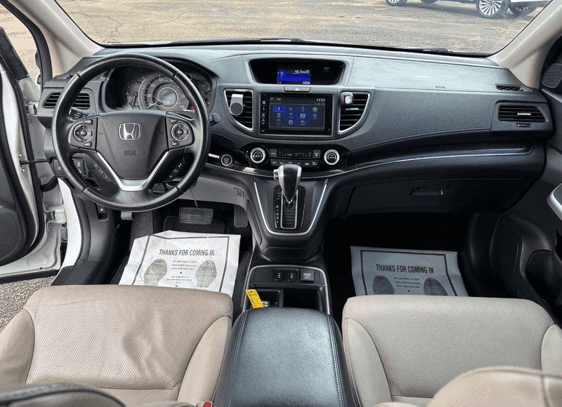 southernImport's tweet image. Drive further with the 2015 Honda CR-V Touring—safety tech, family comfort, fuel savings all-in-one!
buff.ly/Z6BqGir
#HondaCRV #FamilySUV #SmartBuy #PearlMS #MSAuto